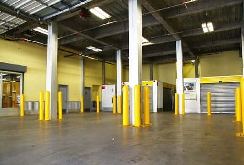 Drive In Loading Bay For Self Storage Lockers on S Broadway in Yonkers, NY 10705